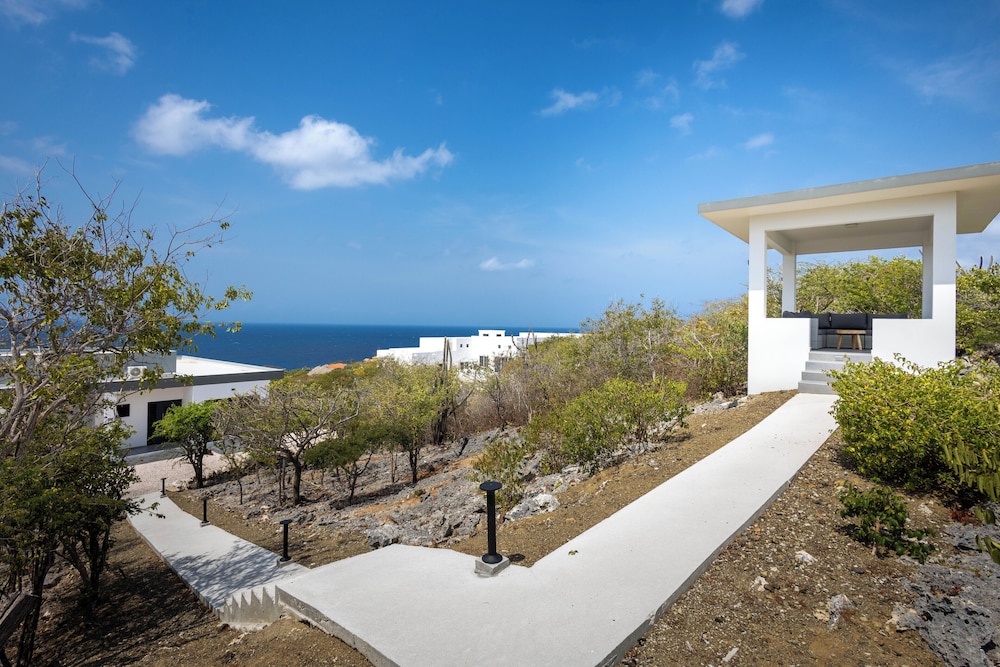 Coral Estate Holidays