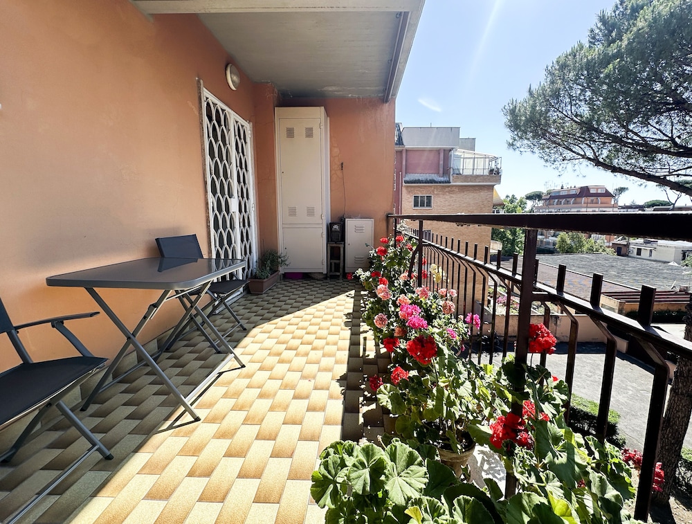 Luminous 2Br Family Apartment In Residential Area