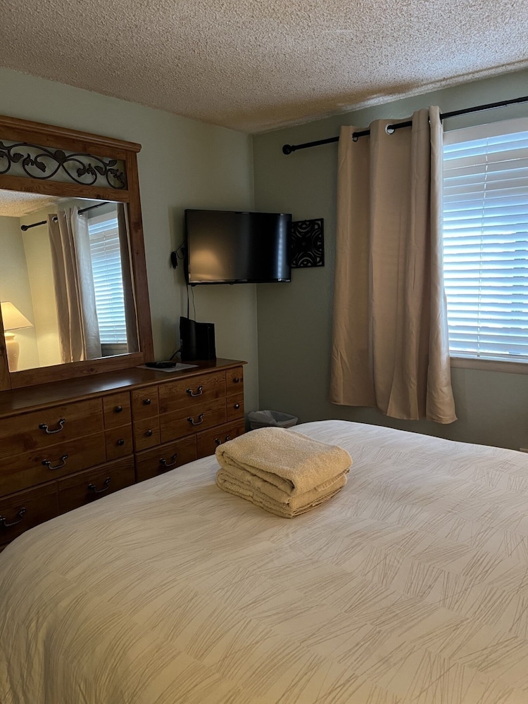 920 Bal Bijou 1 Bedroom Condo