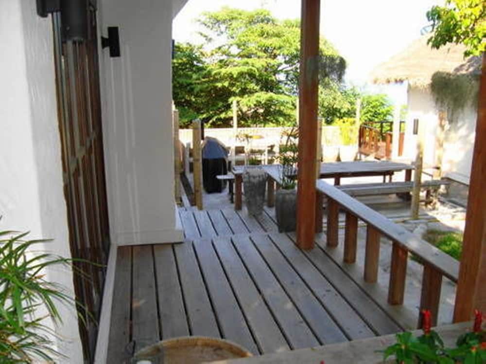 Cape Shark Pool Villas