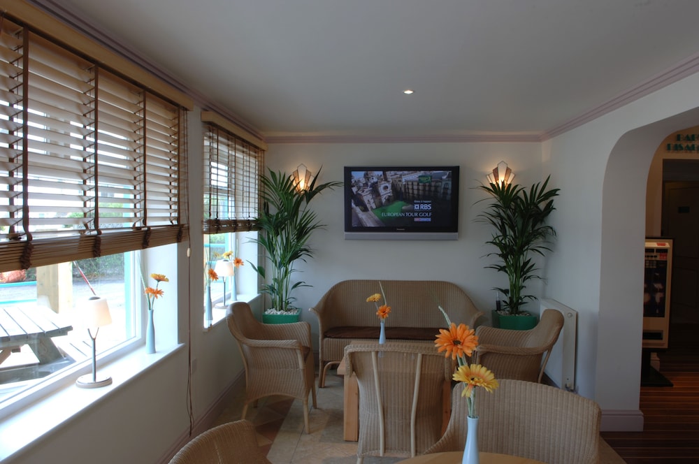 Bideford Vacations - The Waterfront Inn - Property Image 3