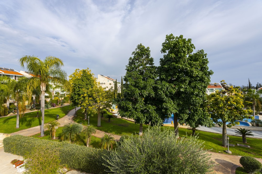 Limassol Vacations - Bay View Gardens Apartments with Pool - Property Image 98