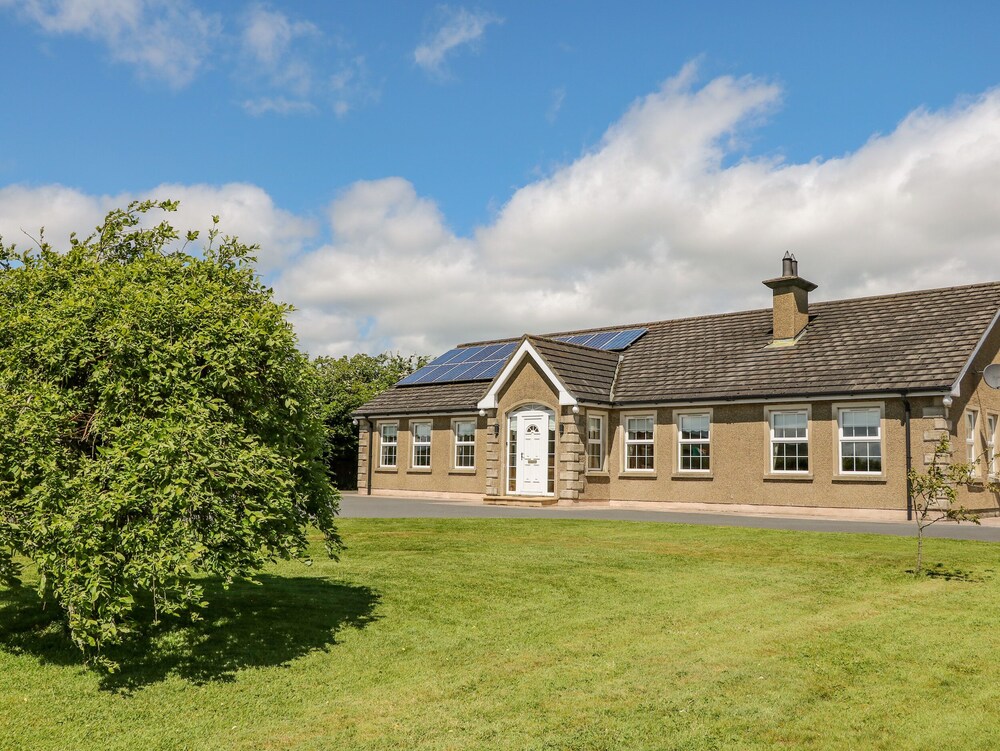 Willow Tree Farm House