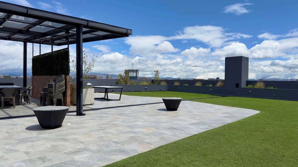 w Marvelous Loft in Polo