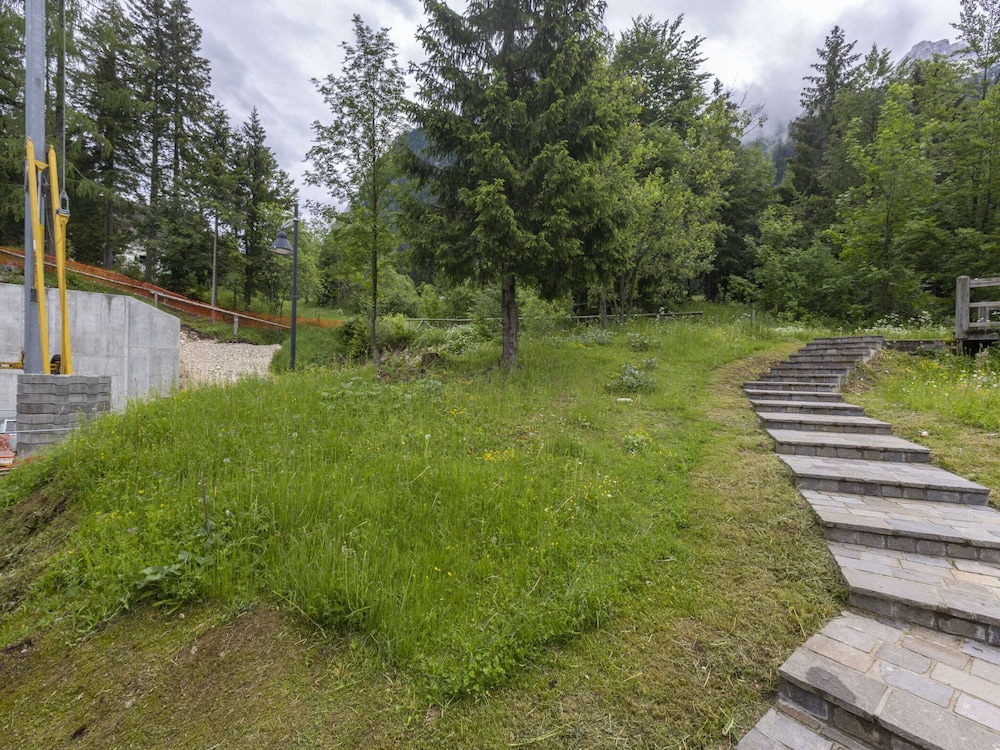 Photo 30