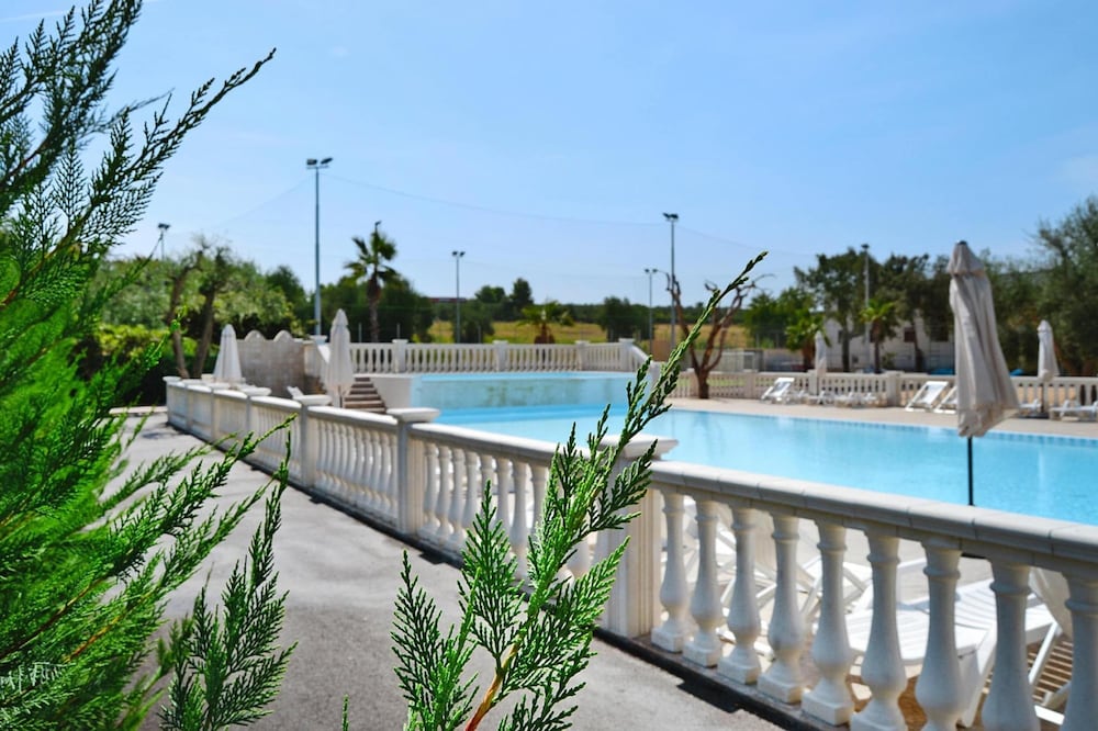 Bungalow in a Resort in Lido del Sole With Terrace