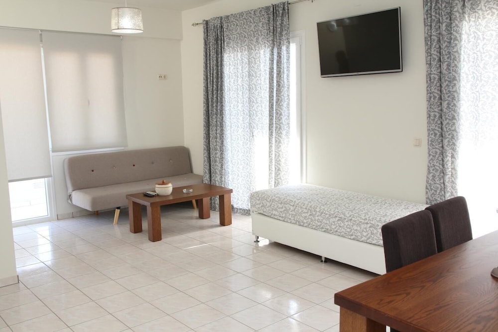 Holiday Luxury Villas view 5