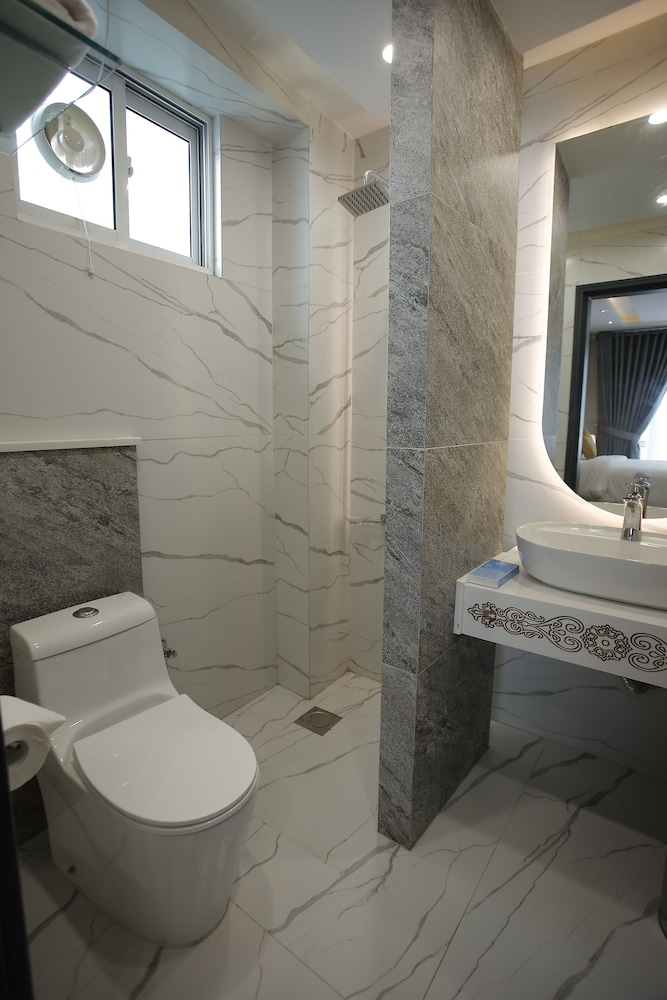 ZAR Luxury Suites Murree