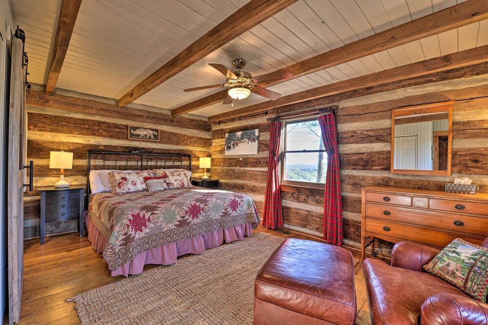 Cabin Near Boone w/ Hot Tub  Mountain Views - Property Image 22