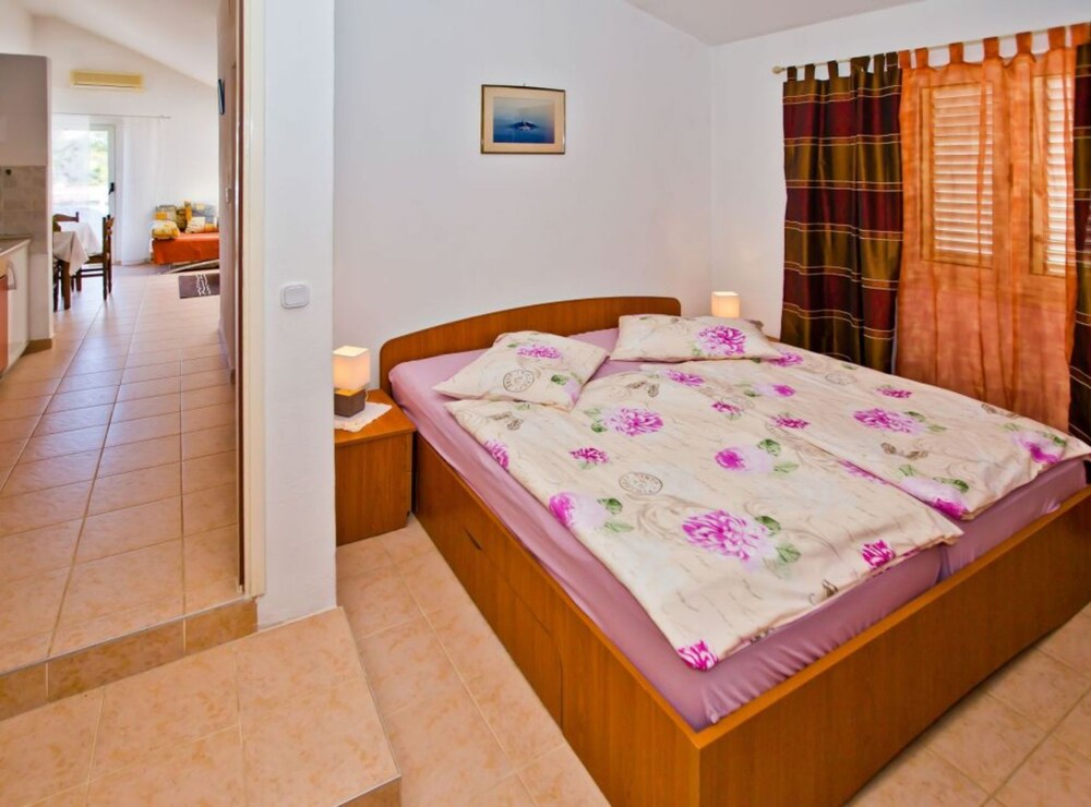 Charming and Sunny Hvar Apartments