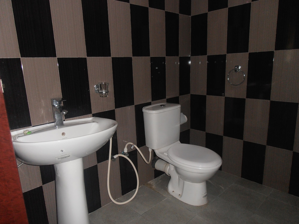 Photo 10