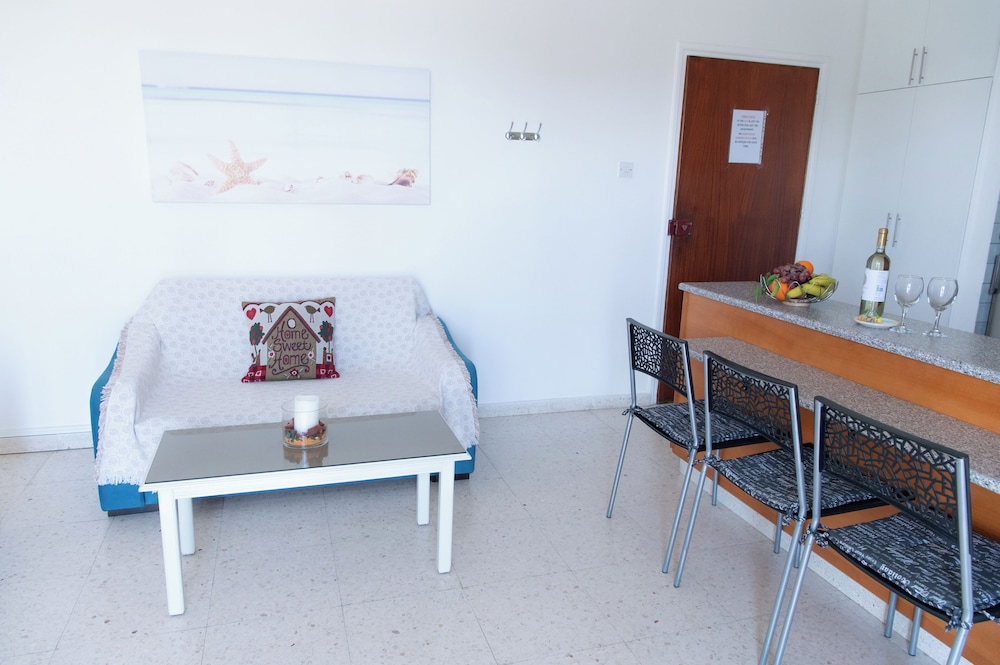 Themis Apartments