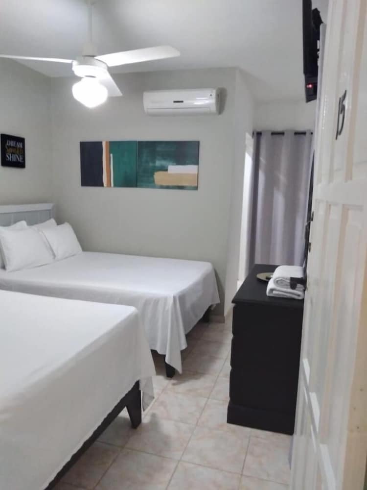 Hotel Casa Docia - Family Double Room — photo 5