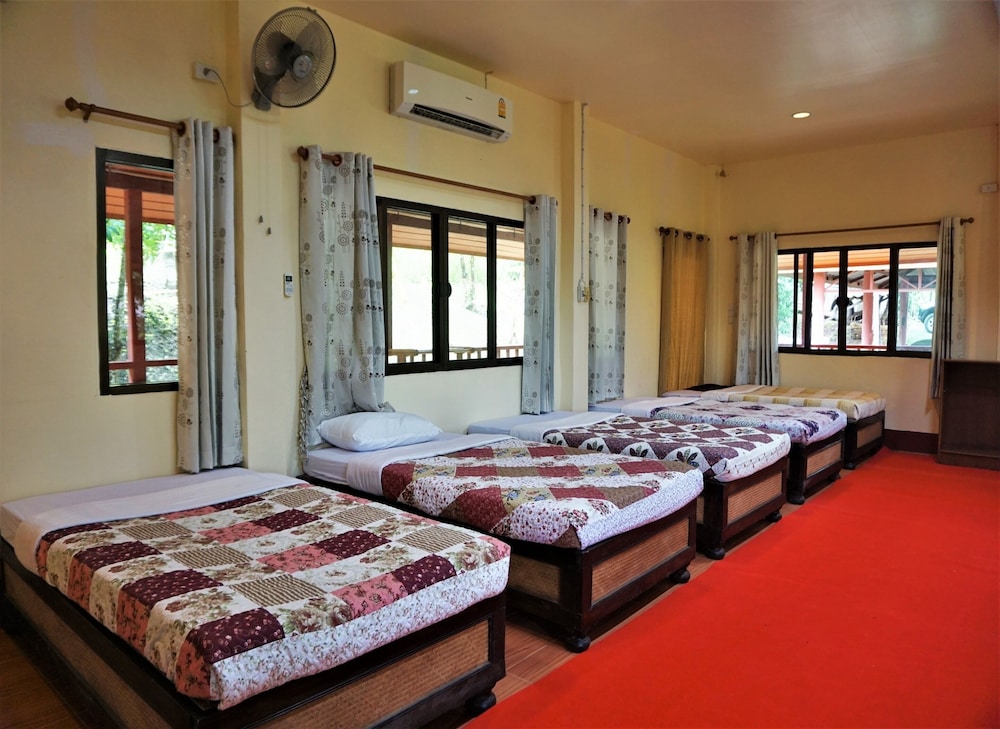 Mae Rim Vacations - Ban Rai Tin Thai Ngarm Eco Lodge - Property Image 3