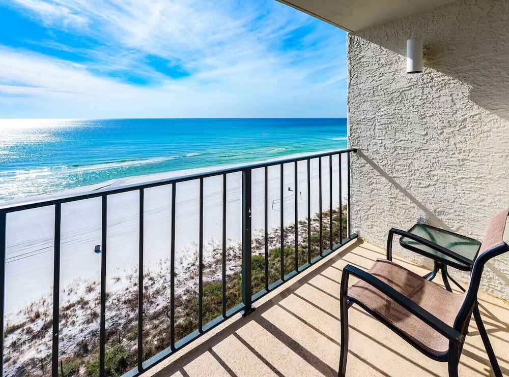 Gulf Serenity Romantic Oceanfront Edgewater T3