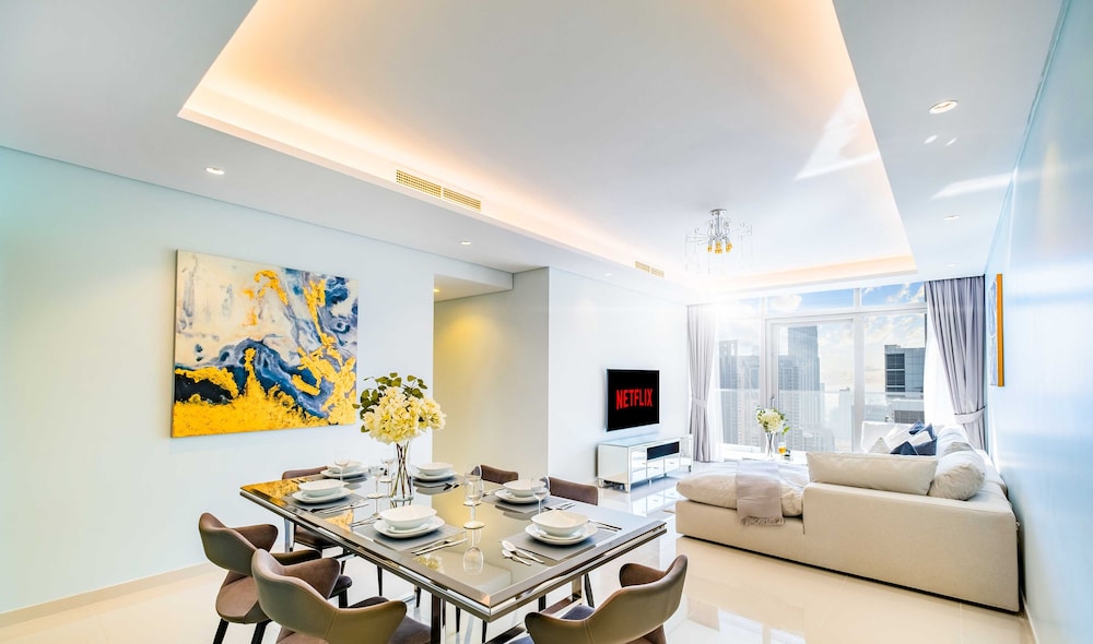 LUX Paramount Burj View Business Bay