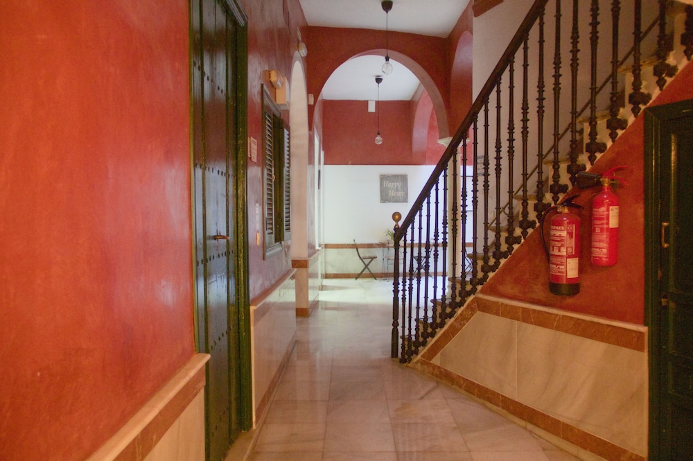 San Isidoro Hostel Sevilla view 4