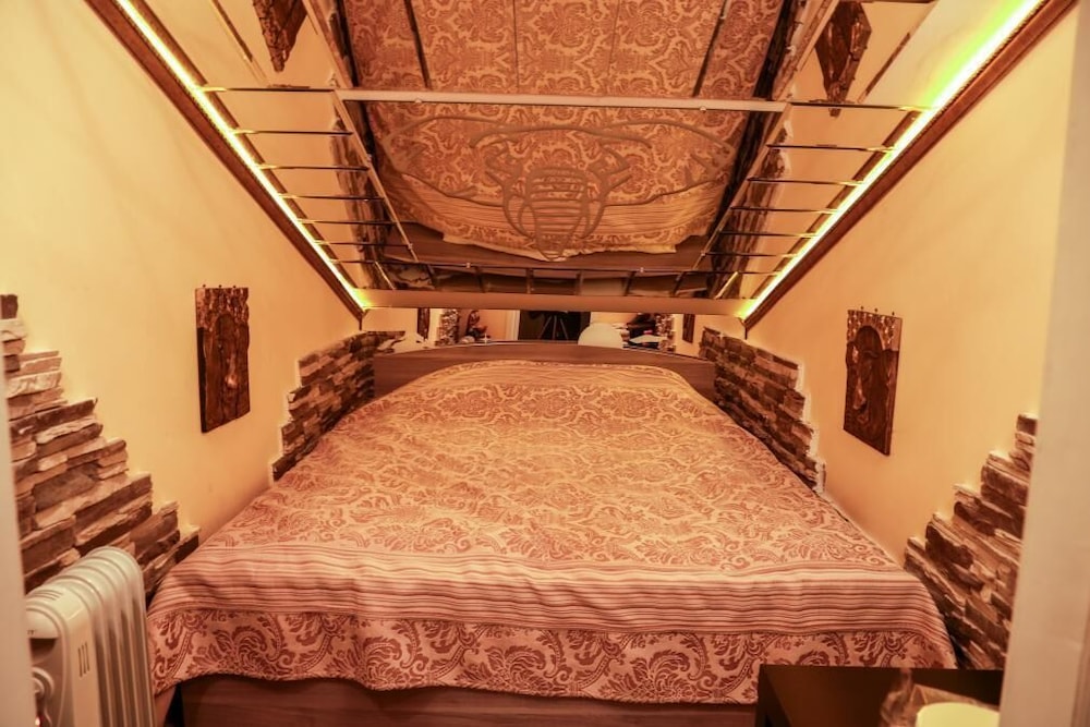 VIP Guest House Nevsky - Hostel