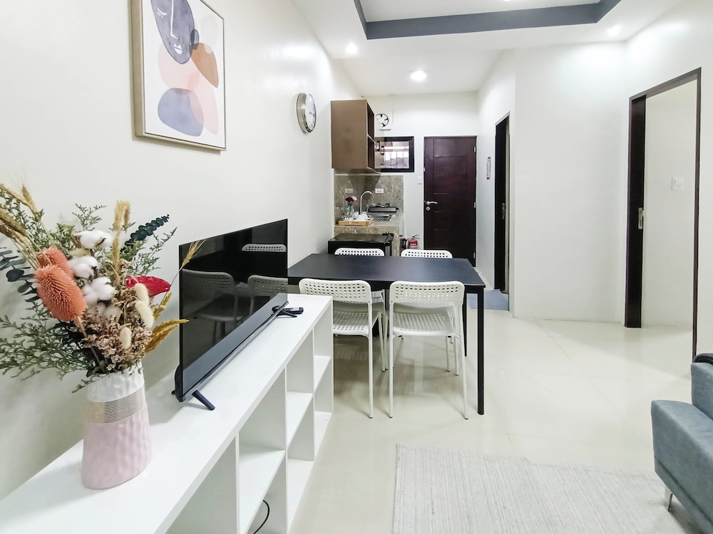 Manzil Anilao B&B 2 bdr apt U4