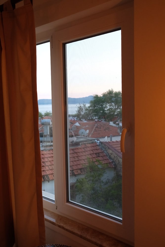 8 Pansiyon