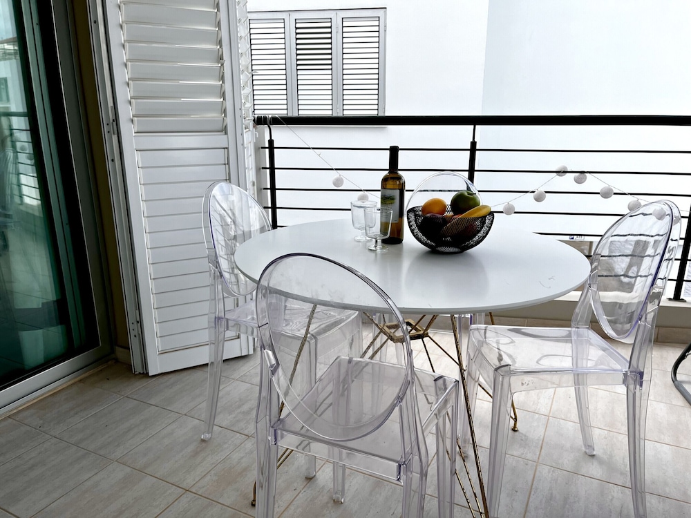 60 KAP - Stay Chromata Lagoon Apartment