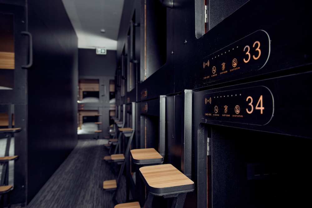 Capsule Hotel
