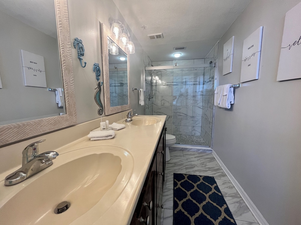Emerald Key by Southern Vacation Rentals
