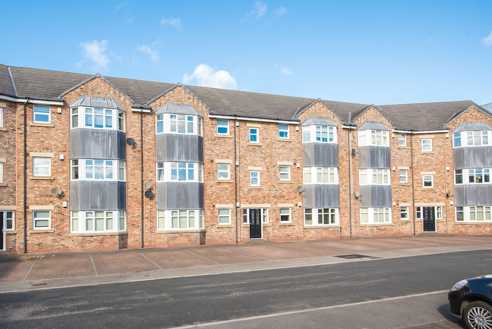 11 New Durham Courtyard