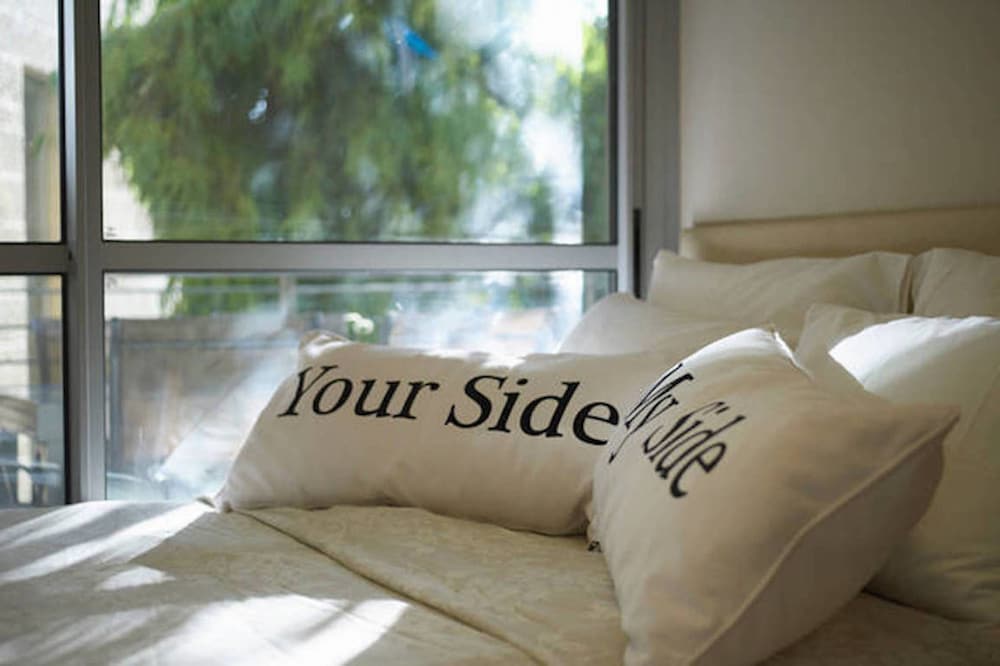 Quiet with Terrasse in City Center by FeelHome