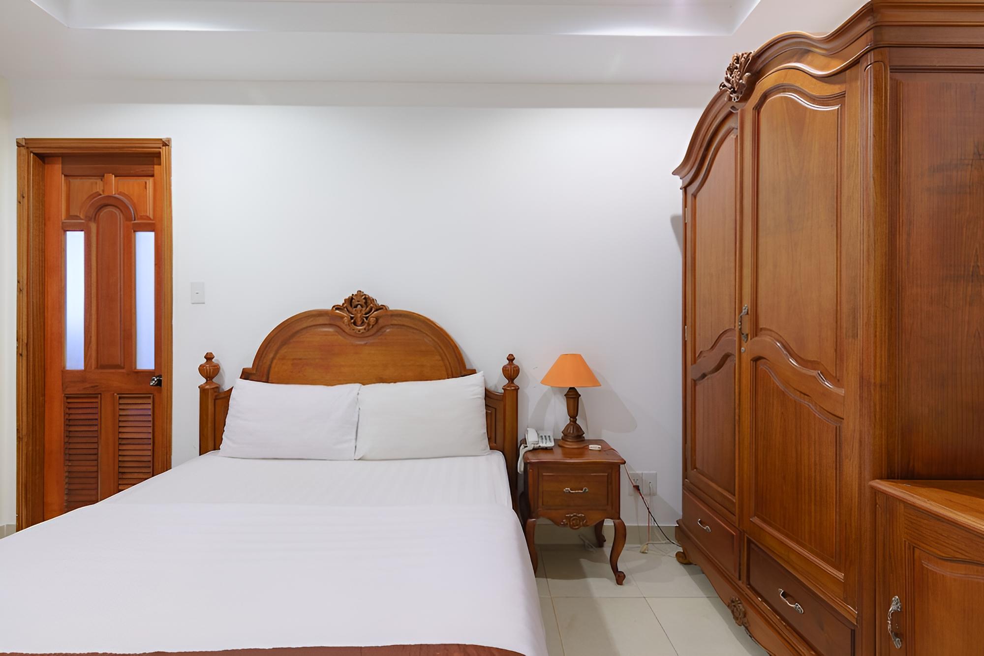 Golden View Hotel Saigon