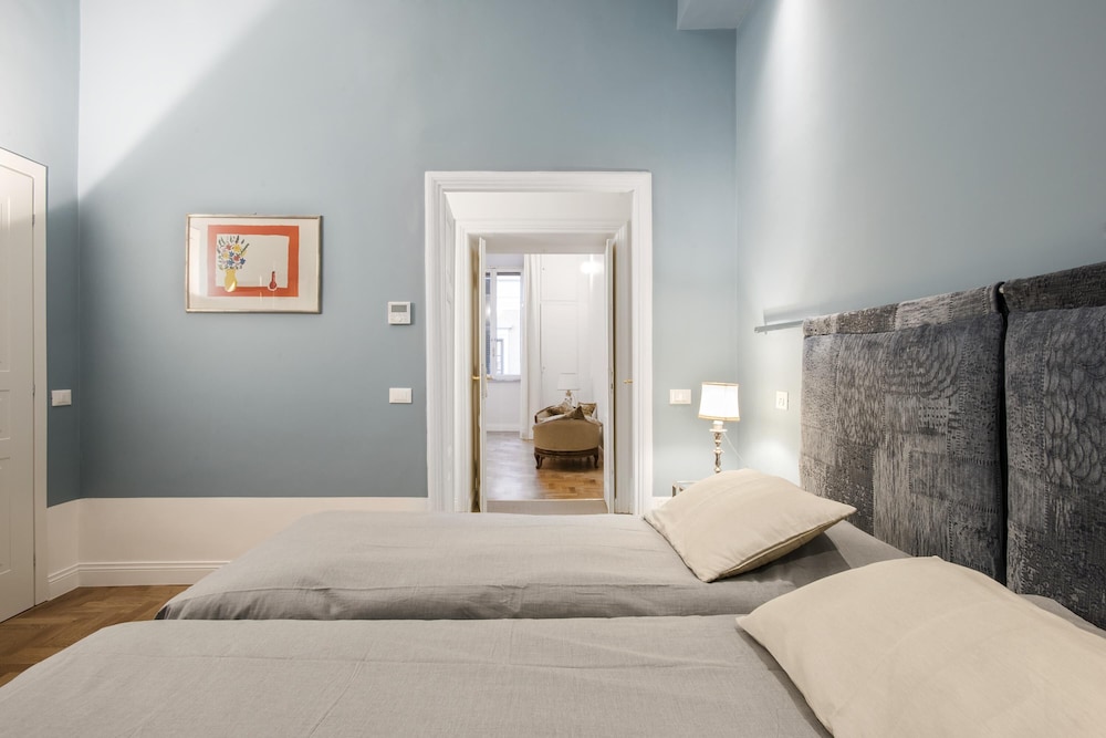 Le Fontane - Perfect Apartment Airy Tasteful Modern in a Historic Rome