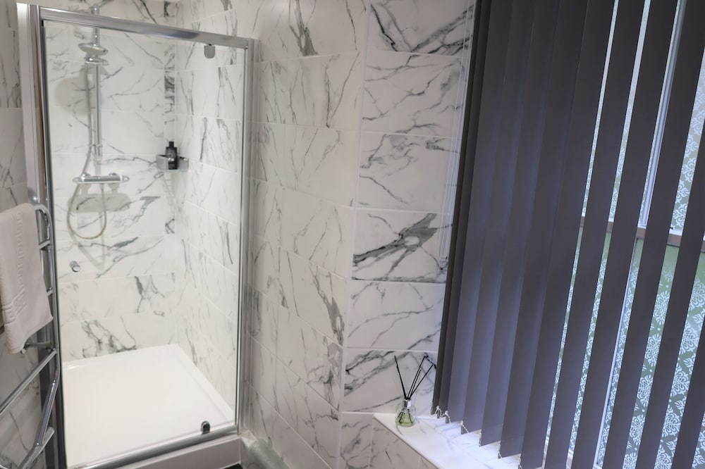 Lynton Vacations - The Penthouse Lynmouth Bay - Property Image 2