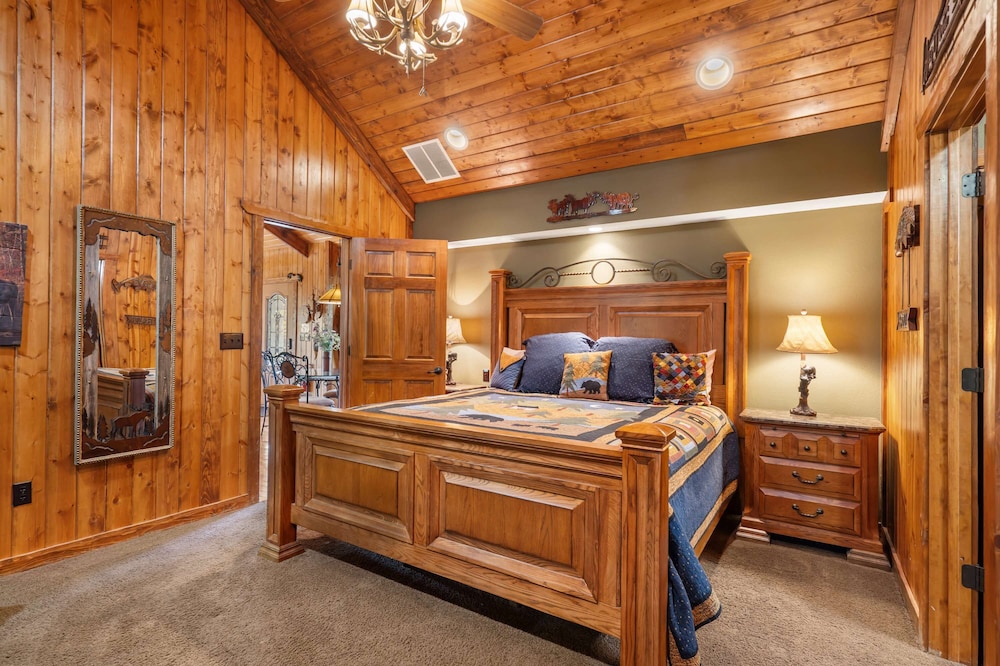 Rock Canyon Resort Trio