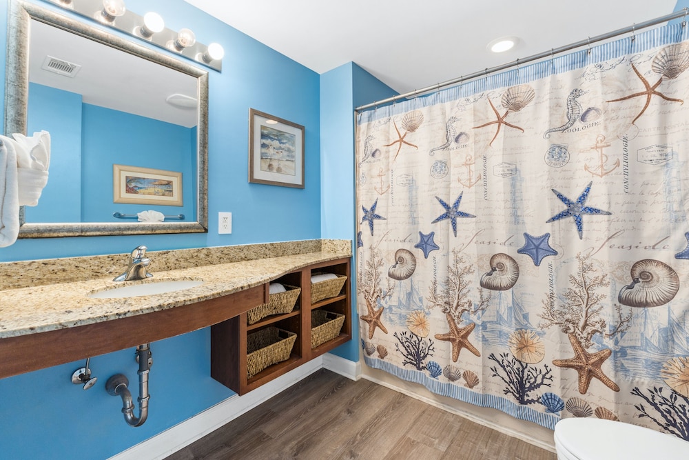 Splash Beach Resort by Panhandle Getaways