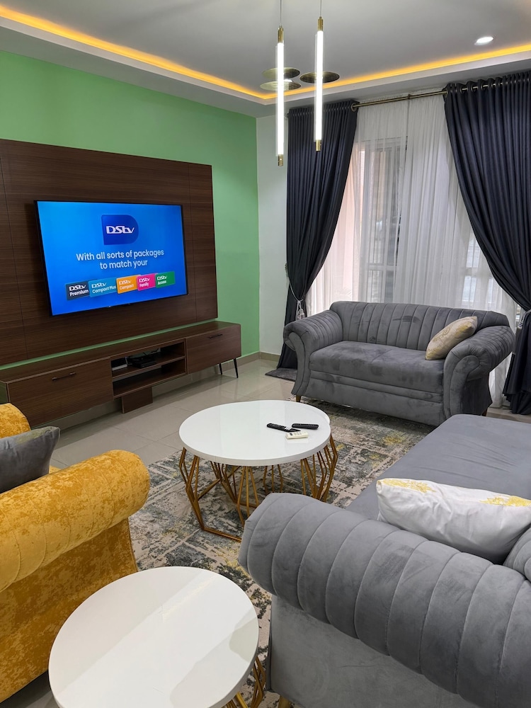 Bejs Luxury Apartment