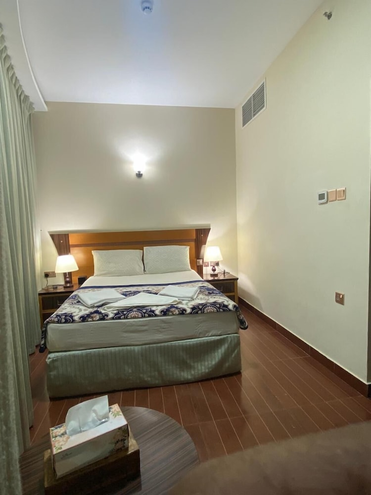 SHOBHA SUPER DELUXE FURNISHED APARTMENT