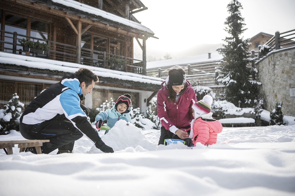 Post Alpina - Family Mountain Chalets