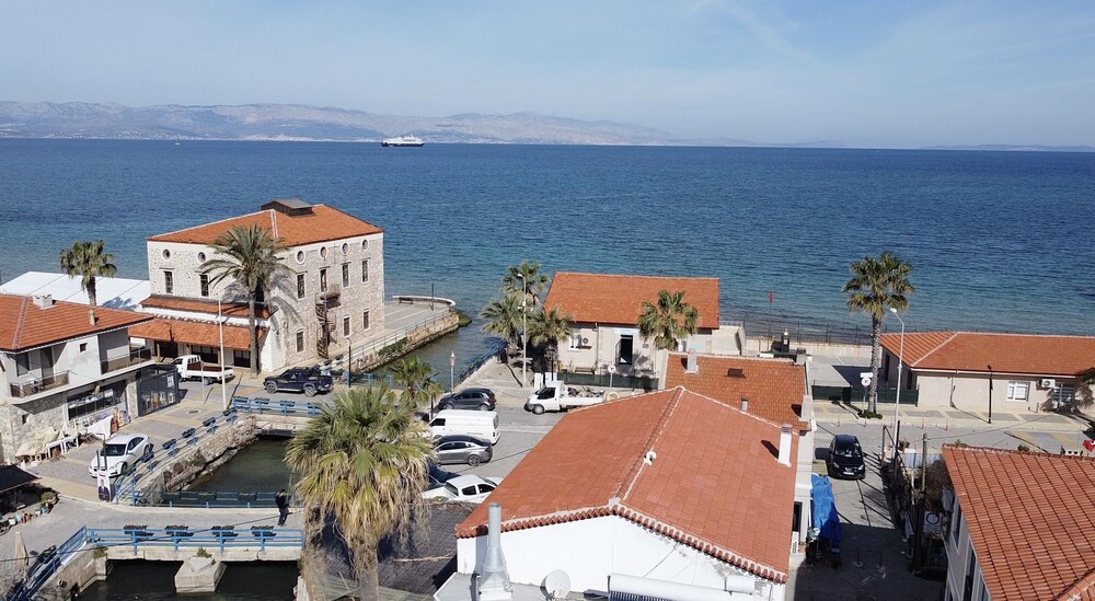 Pürhayal Çeşme