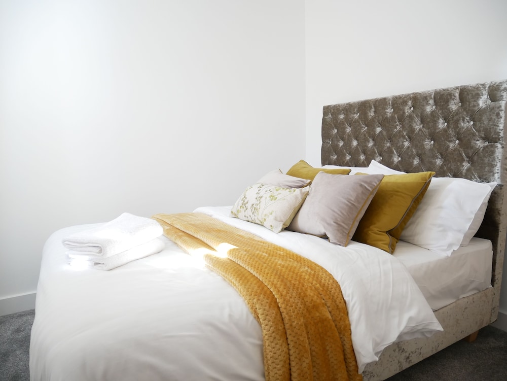 Lower Gill Gardens Penthouse