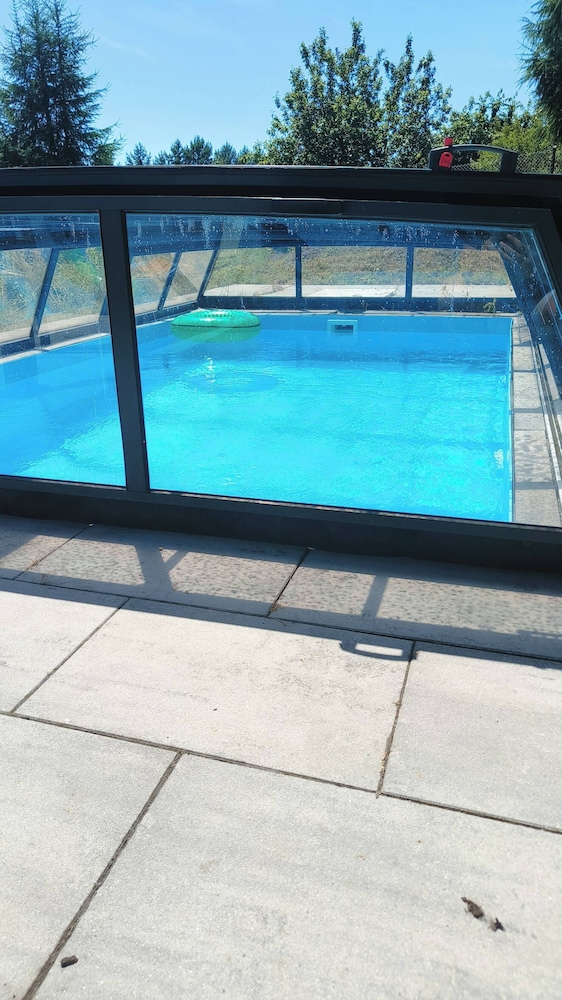 Luxurious Villa With Pool Near Energylandiai