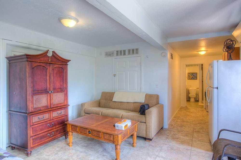 Kona Hawaii Guesthouse