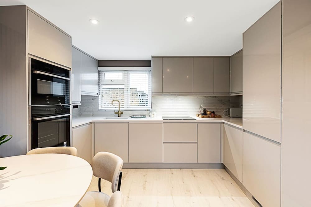 Fulham Oasis - From 325 Per Night