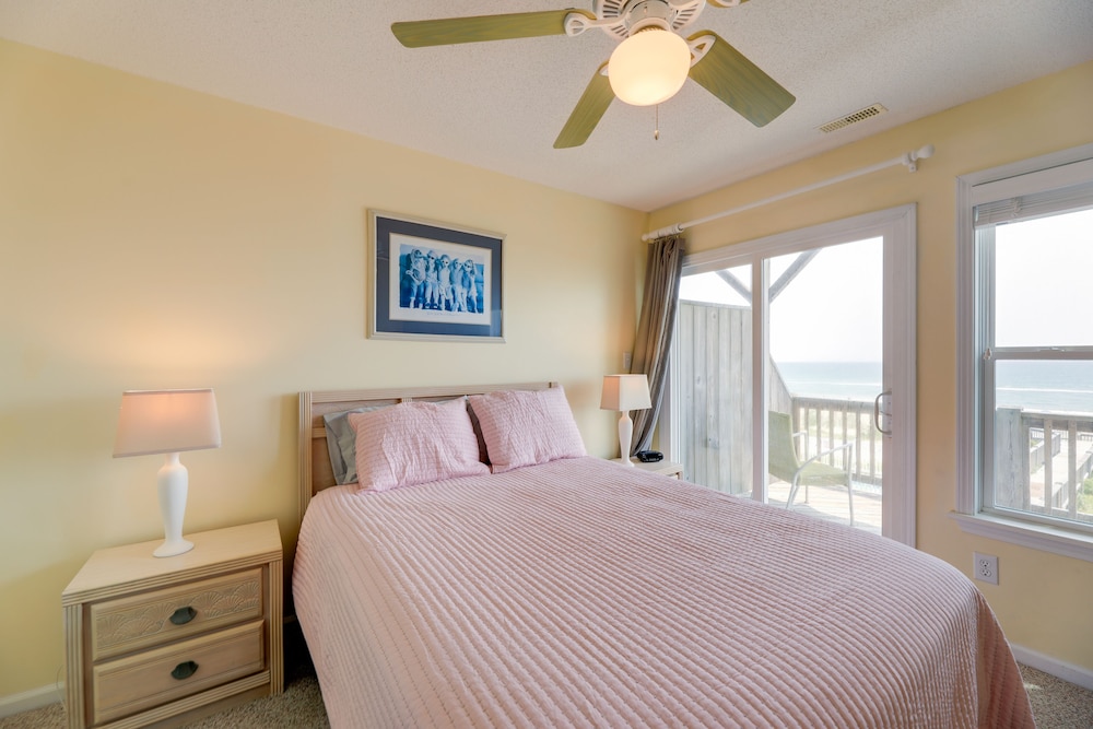 Oceanfront Emerald Isle Escape w/ Private Hot Tub! view 5