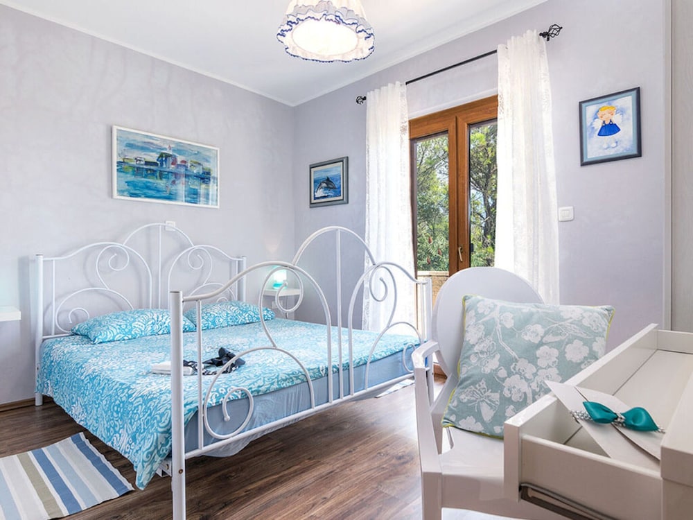 Villa Emanuel Comfortable Holiday Residence view 5