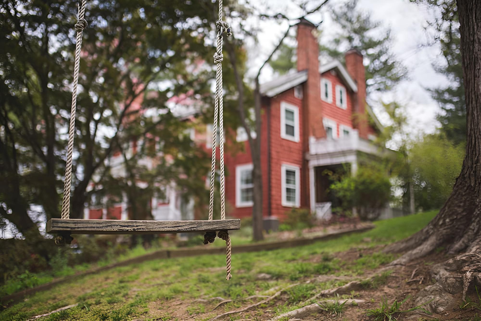 The Applewood Manor