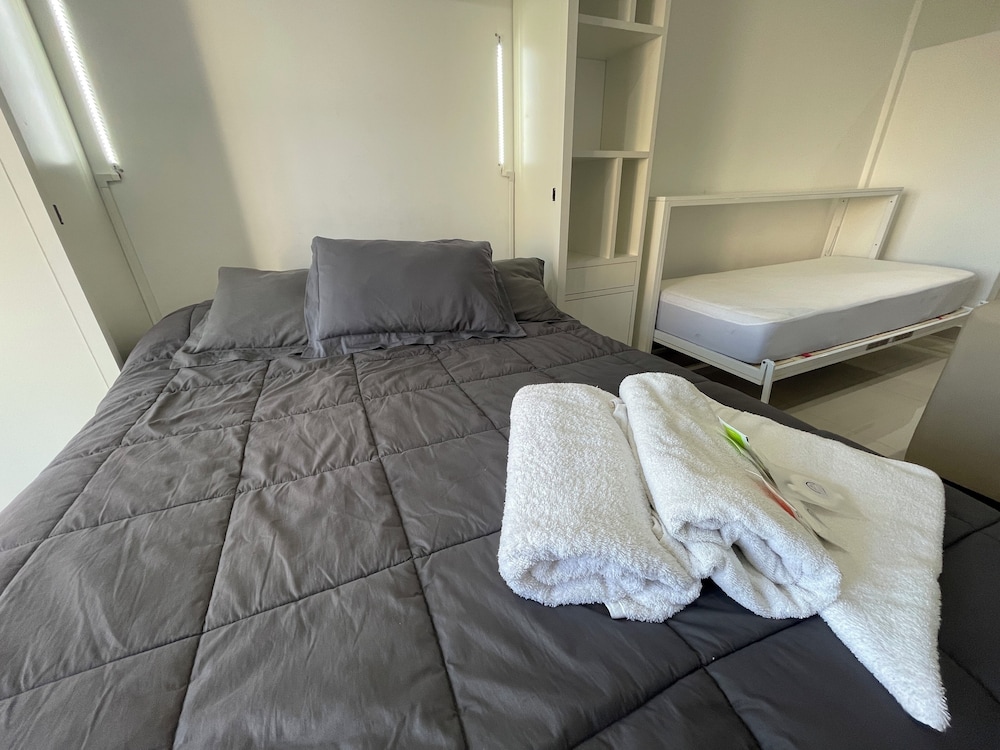 Ayres Suites Moreno