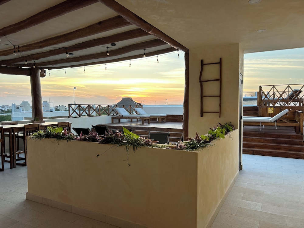 SUNSTEPS CASA HOLBOX
