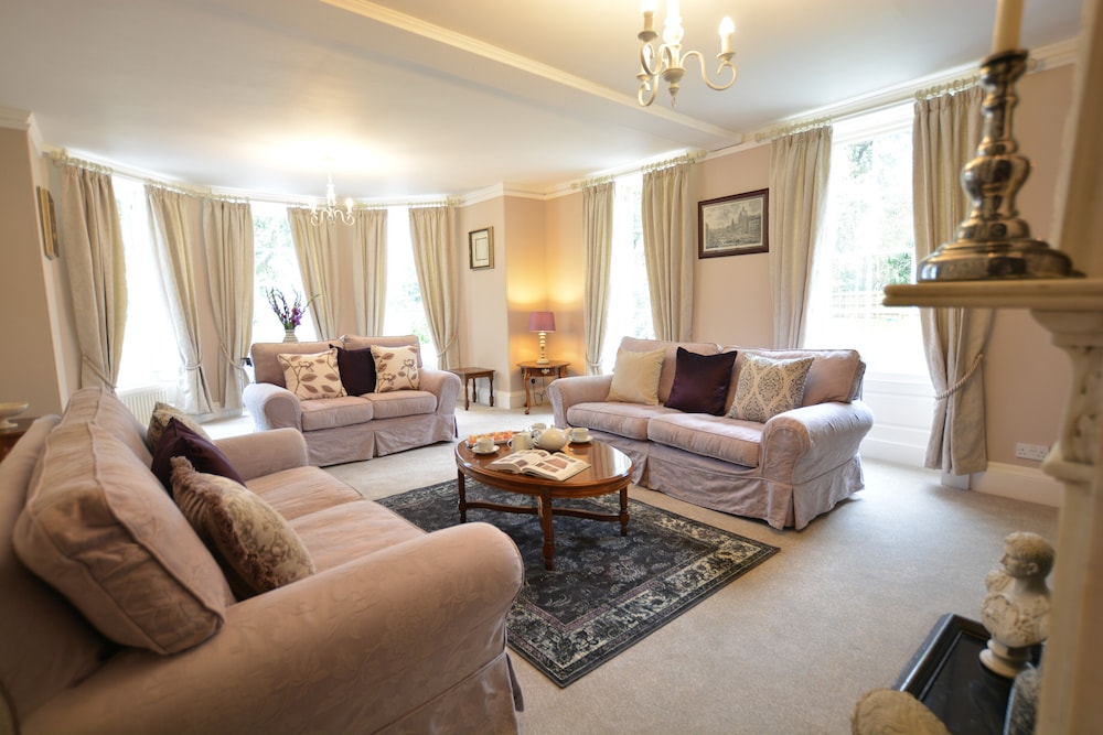 Henstead Hall