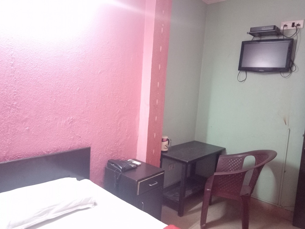 Delhi Inn view 3