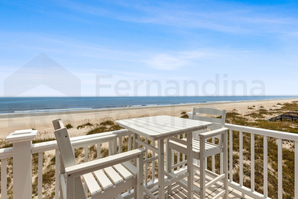 1088 S. Fletcher Ave 5 Bedroom Home